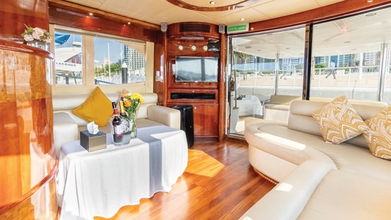 Silver creek Majesty 61| AED1250/Hour